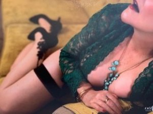 Chryslaine erotic massage and live escort